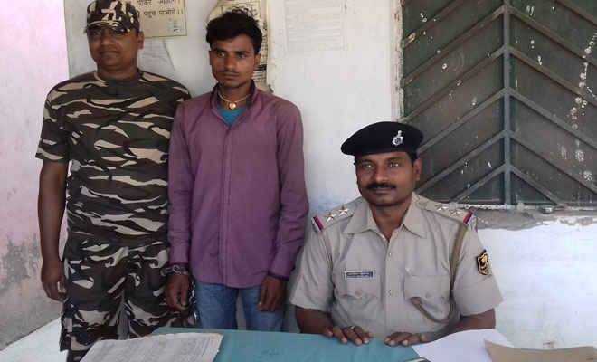 मुजफ्फरपुर के कपड़ा व्यवसायी को गोलीमर लूटने के आरोपी मोतिहारी के तेतरिया में गिरफ्तार