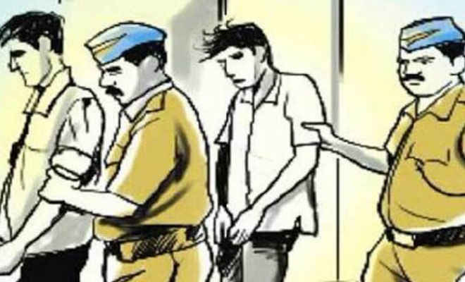 सुगौली चोरी कांड का उद्भेदन, चिरैया का युवक सरगना के रूप में गिरफ्तार
