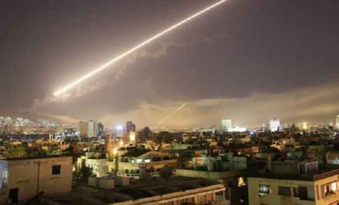अमेरिका फ्रांस और ब्रिटेन ने सीरिया पर दागे मिसाइल