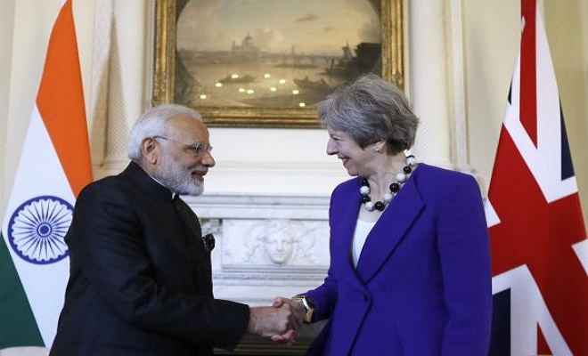 ब्रिटिश प्रधानमंत्री थेरेसा मे से मिले प्रधानमंत्री मोदी, इन मुद्दों पर हुई बात