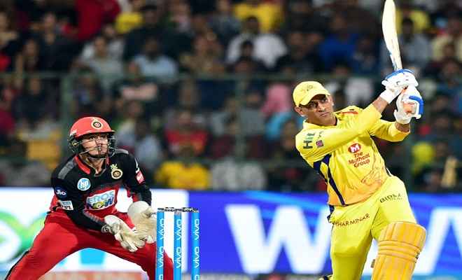 आइपीएल 2018 : फिर चला धोनी का बल्ला, बेंगलुरु को पांच विकेट से हराया
