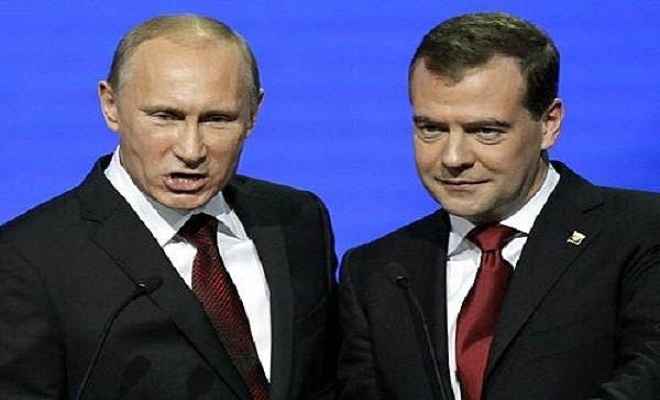 रूसः प्रधानमंत्री पद के लिए पुतिन ने रखा मेदवेदेव के नाम का प्रस्ताव