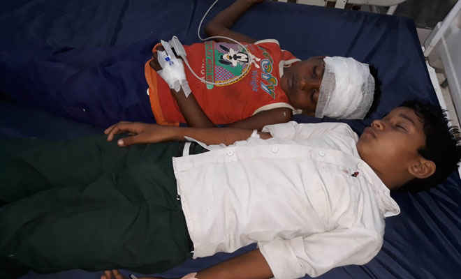मोतिहारी में छात्रों से भरी स्कूल बस व कार में आमने-सामने की टक्कर, 6 बच्चें घायल