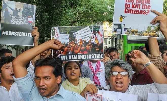 तमिलनाडु हिंसा: कई इलाकों में इंटरनेट सेवाओं पर रोक, डीएमके ने किया बंद का ऐलान