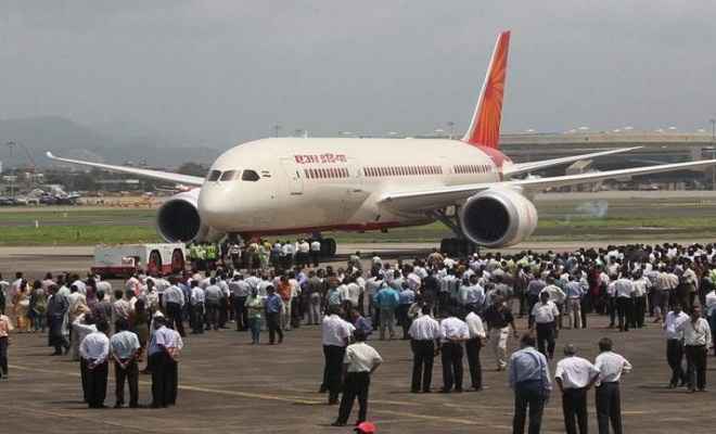 एयर इंडिया के सर्वर सिस्टम में आई खामी को किया गया दूर, विमान सेवा शुरू