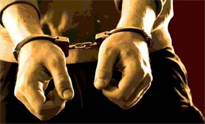 पुलवामा में सुरक्षाबलों ने की छापामारी, 3 युवक गिरफ्तार