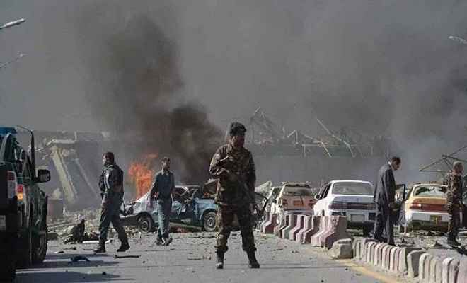 काबुल में आत्मघाती हमला, 20 की मौत