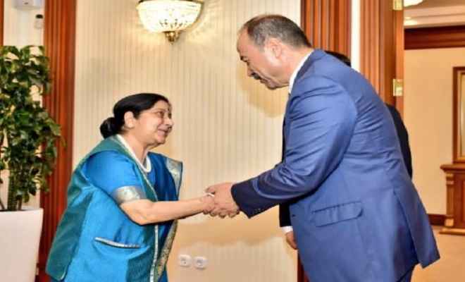 सुषमा स्वराज ने उज्बेकिस्तान प्रधानमंत्री के साथ की बैठक, अहम मुद्दों पर हुई चर्चा