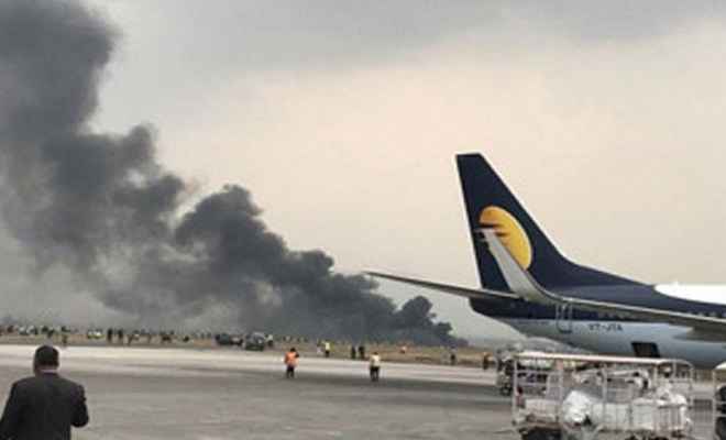 इंडोनेशिया विमान हादसे के शिकार आठ लोगों के शव मिले