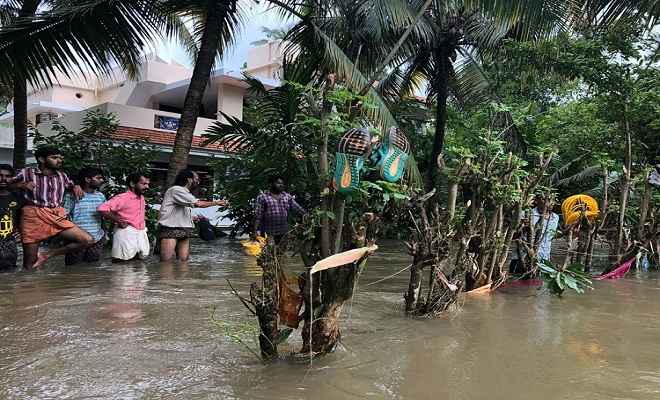 केरल बाढ़: विदेशी सहायता लेने से केंद्र ने किया इनकार