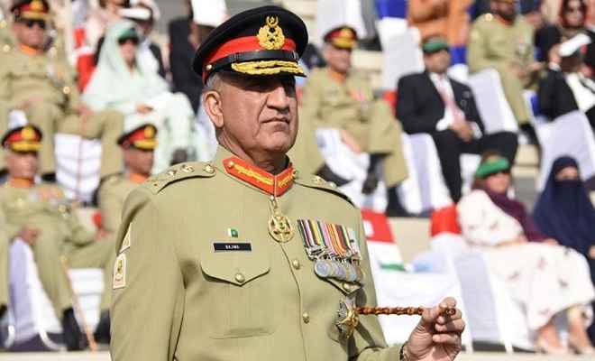 पाकिस्‍तानी सेना प्रमुख ने भारत को ललकारा, कहा- ''हम सरहद पर बहे लहू का हिसाब लेंगे''
