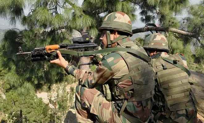 जम्‍मू-कश्‍मीर: हंदवाड़ा में सुरक्षाबलों ने मार गिराए दो आतंकी, सर्च ऑपरेशन जारी