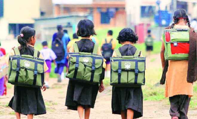 मध्य प्रदेश : एक परिसर-एक शाला' के तहत 19 हज़ार सरकारी स्कूल होंगे बंद