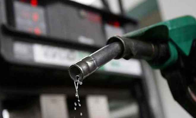 दिल्‍ली में 28 पैसे और महंगा हुआ पेट्रोल, मुंबई में भी कीमतों ने तोड़ा रिकॉर्ड