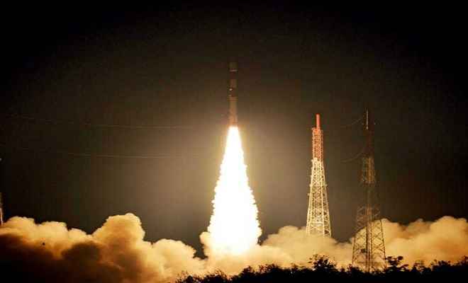 इसरो ने PSLV-S42 से 2 विदेशी सैटेलाइट अंतरिक्ष में स्‍थापित किए, पीएम मोदी ने दी बधाई