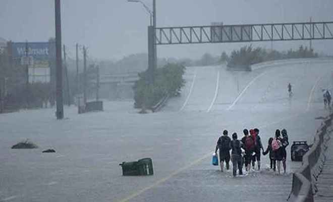 अमेरिका : नदी का जलस्तर बढ़ने से कैरोलीना में बाढ़ का खतरा
