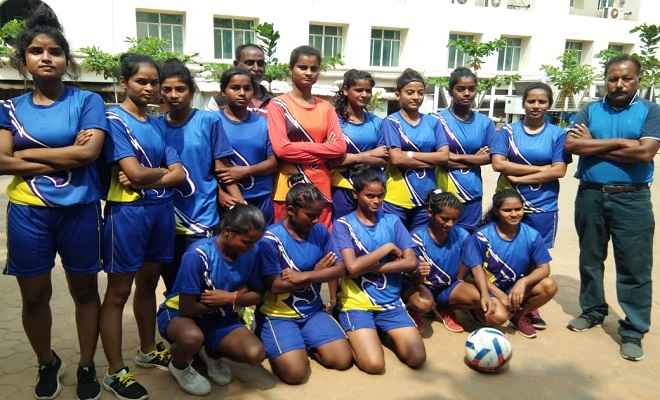 बीआरए बिहार विश्व विद्यालय मुज़फ़्फ़रपुर की महिला फुटबॉल टीम ने कलिंगा विश्व विद्यालय को दो गोल से हराया