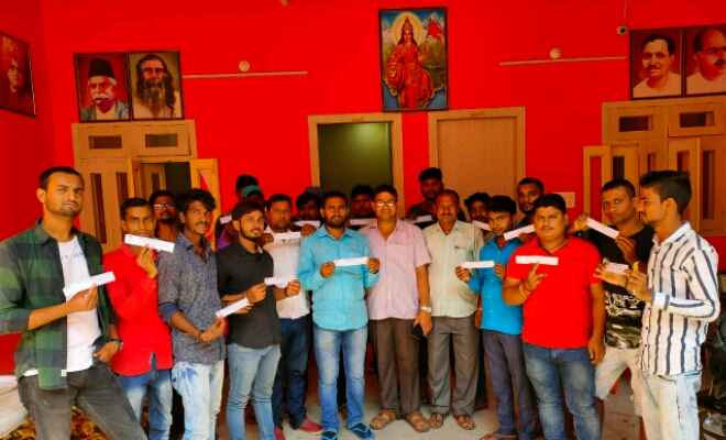 रक्सौल में भारतीय जनता पार्टी के 25 युवा कार्यकर्ता ने पार्टी की सक्रियता सदस्यता ग्रहण की