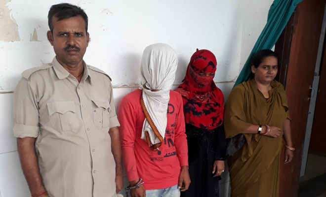 मोतिहारी में तीन पिस्टल व कारतूस साथ लेडी डॉन व शागिर्द गिरफ्तार, पुलिस ने कहा पति जेल में तो पत्नी ने संभाली गैंग की कमान