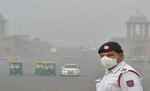 जहरीली धुंध की चादर में लिपटी दिल्ली, EPCA ने घोषित की पब्लिक हेल्थ इमर्जेंसी, 5 नवंबर तक सभी स्कूल बंद