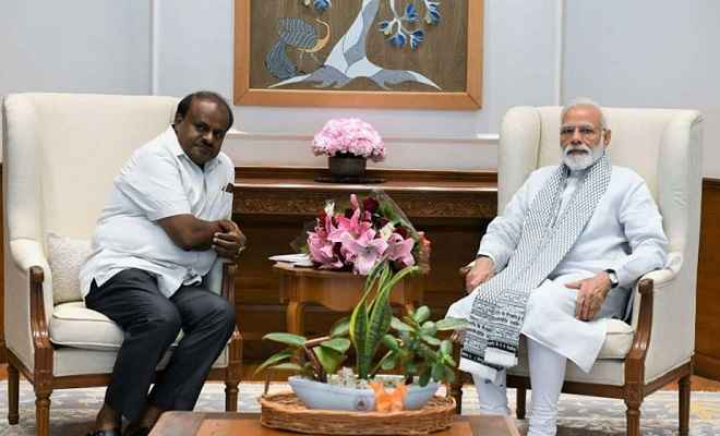 प्रधानमंत्री मोदी से मिले कुमारस्वामी, सूखे से राहत के लिए 2,064 करोड़ रुपये जल्द जारी करने की मांग की