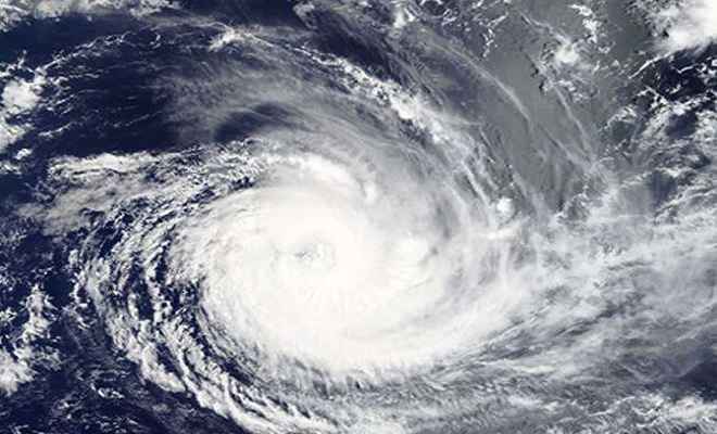 ‘फेनी’ तूफान से प्रधानमंत्री मोदी चिंतित, अधिकारियों को दिए सुरक्षात्मक कदम उठाने के निर्देश