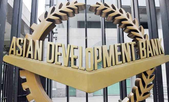 पाकिस्तान की आर्थिक संकट दूर करेगा एशियाई विकास बैंक, देगा एक अरब डॉलर का कर्ज