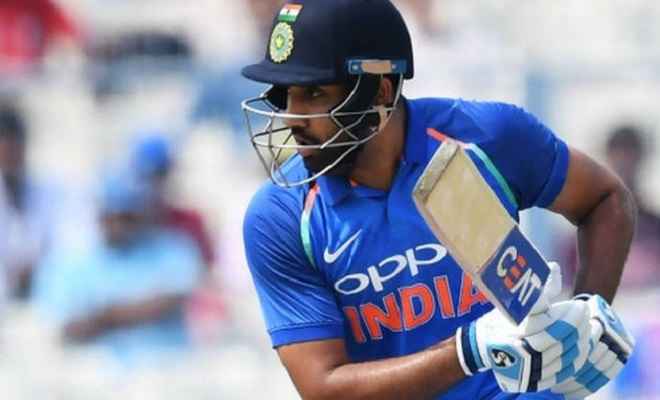 भारत बनाम वेस्टइंडीज: भारत को पहला झटका, रोहित 18 पर आउट, स्‍कोर 11 ओवर में 56 रन