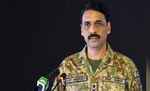 आगामी वित्त वर्ष में स्वेच्छा से रक्षा बजट में कटौती करेगी पाकिस्तानी सेना