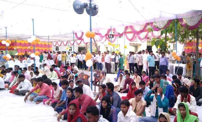 मुख्यमंत्री सामूहिक विवाह योजना के तहत जनपद में बड़ा आयोजन, 144 जोड़ों ने थामा एक दूजे के हाथ