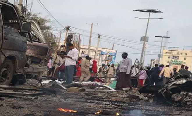 सोमालिया: विस्फोटक से लदी कार लेकर होटल में घुसा आतंकवादी, 26 लोगों की मौत, 56 घायल