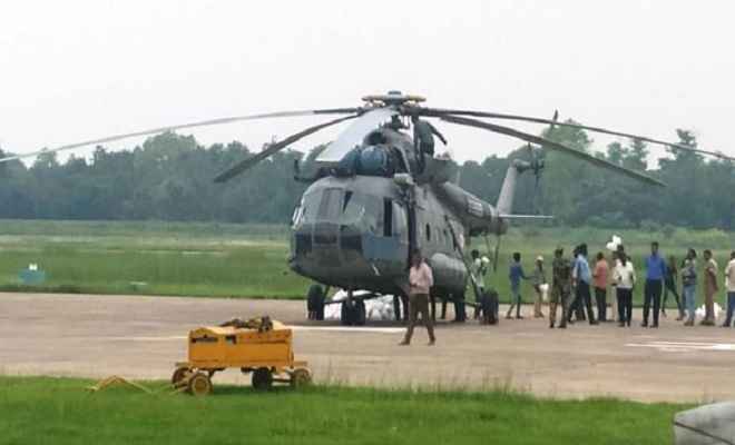वायुसेना का सराहनीय कदम, बाढ़ पीड़ितों को राहत सामग्री पहुंचाने के लिए तैनात किए 2 हेलिकॉप्टर