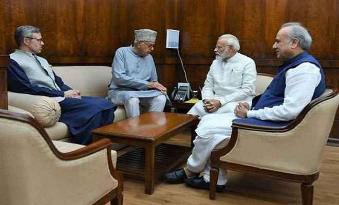 प्रधानमंत्री मोदी से मिले फारूक अब्दुल्ला, जम्मू-कश्‍मीर में चुनाव इसी साल करवाने का किया अनुरोध