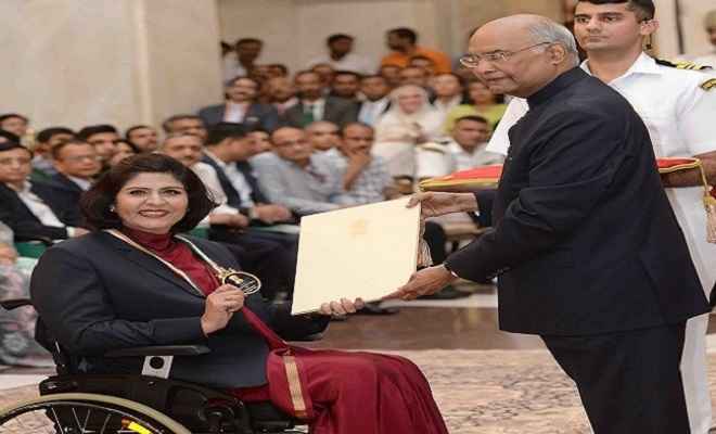 पैरा ऐथलीट दीपा मलिक को मिला ‘राजीव गांधी खेल रत्न’ अवार्ड, राष्ट्रपति ने दिए पुरस्कार