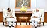 रघुवर दास ने प्रधानमंत्री मोदी और अमित शाह से की मुलाकात, झारखंड में चल रही योजनाओं की प्रगति की दी जानकारी