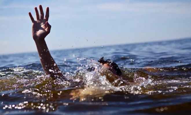 सिकरहना नदी में स्नान करने के दौरान डूबने से बच्ची की मौत, सदमे में परिवार