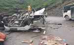 उत्तराखंड में टेम्पो ट्रैवलर पर पत्थर गिरने से 5 लोगों की मौत, पांच घायल