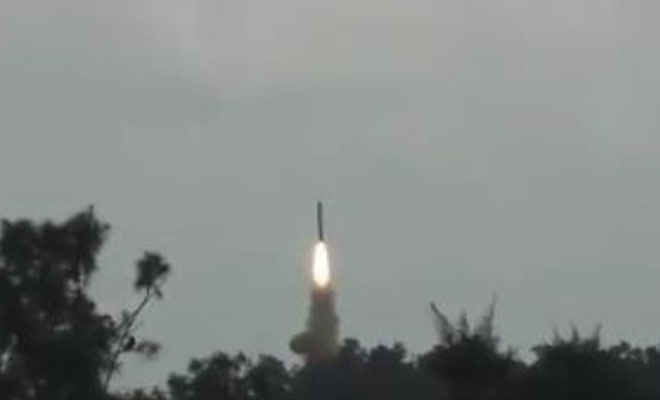 समुद्री लड़ाई में भारत और मजबूत, डीआरडीओ ने एसएमएआरटी के सुपरसोनिक मिसाइल का किया सफल परीक्षण