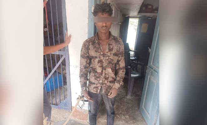 मोतिहारी के छतौनी बस स्टैण्ड में यात्रियों से हुई लूट, आरोप में इंदिरानगर निवासी गिरफ्तार