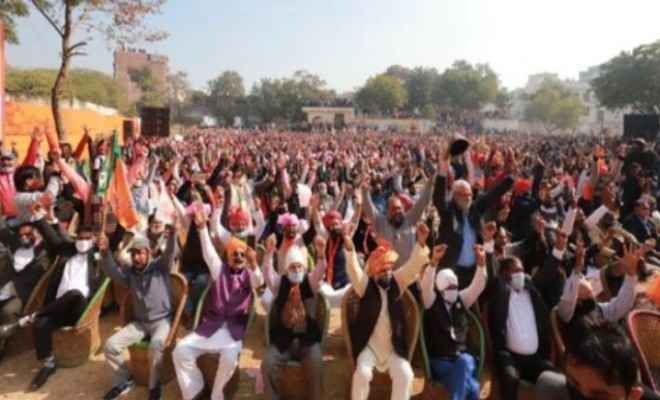 UP:हजारों किसानों ने राज्य के विभिन्न स्थानों पर आयोजित किसान गोष्ठियों में लिया हिस्सा