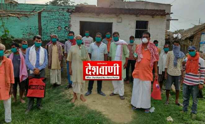 रक्सौल में मास्क पहनो इंडिया कार्यक्रम के तहत दर्जनों गांवो में जरूरतमंदों के बीच 500 मास्क का किया गया वितरण