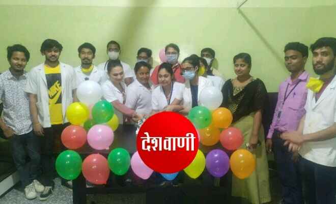 रक्सौल के एसआरपी मेमोरियल अस्पताल परिसर में नर्स दिवस को लेकर कार्यक्रम का किया गया आयोजन