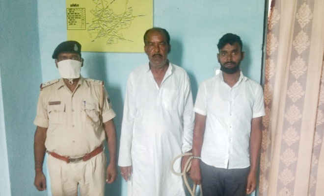 मोतिहारी के पचपकड़ी में किराना व्यवसायी से 20 लाख की रंगदारी मांगने के दो आरोपी गिरफ्तार, सिम व मोबाइल जब्त, एक फरार