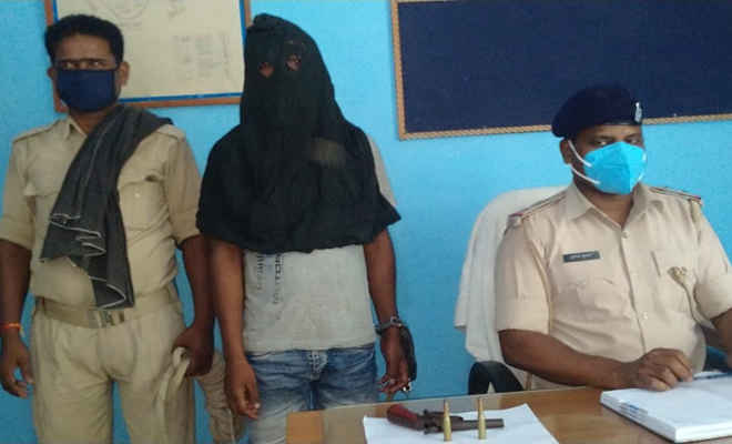 मोतिहारी के पीपरा में आर्म्स के साथ एक गिरफ्तार, तीन अन्य फरार, पुलिस ने बताया-हथियारों के सप्लायर