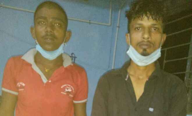 रक्सौल: नेपाली बियर के साथ दो युवकों को पुलिस ने किया गिरफ्तार