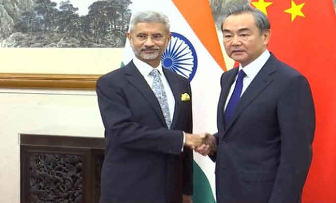चीनी विदेश मंत्री के साथ बैठक में खूब दिखी तल्खी, जयशंकर ने दिखाए सख्त तेवर, कहा- सीमा पर शांति होगी तभी करेंगे कारोबार