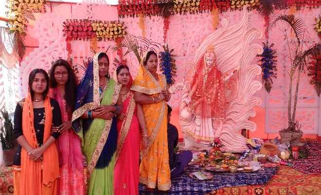 रक्सौल: विद्या की अधिष्ठात्री बीणावाणी देवी माता सरस्वती की पुजा अर्चना भक्तिमय वातावरण में हर्षोल्लास पूर्वक किया गया