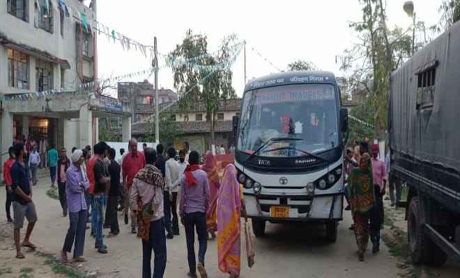 सरकारी बस व निजी बस के बीच विवाद में खलासी की पिटाई, रक्सौल थाना में मामला दर्ज