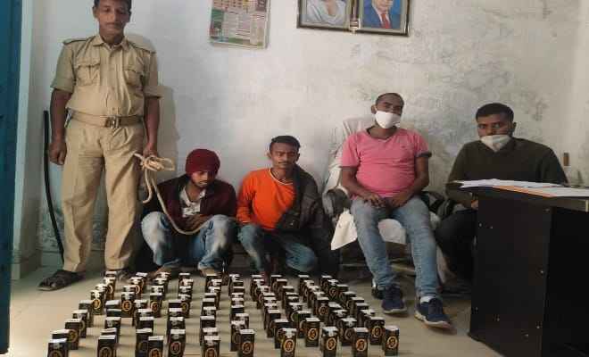 मोतिहारी: रामगढ़वा में एक लाख रुपए मूल्य के 96 बोतल शराब के साथ दो गिरफ्तार