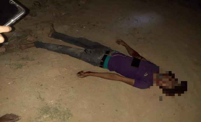 मोतिहारी: रामगढ़वा के अमोदेई पेट्रोल पम्प के समीप सड़क दुर्घटना में बाइक सवार की मौत